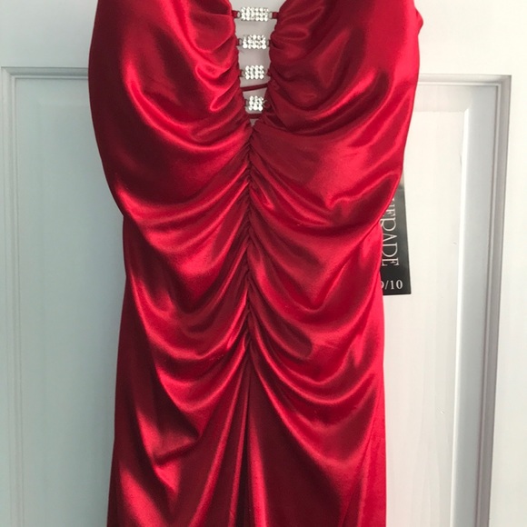 Prom formal dress red size 9/10 - Picture 3 of 4